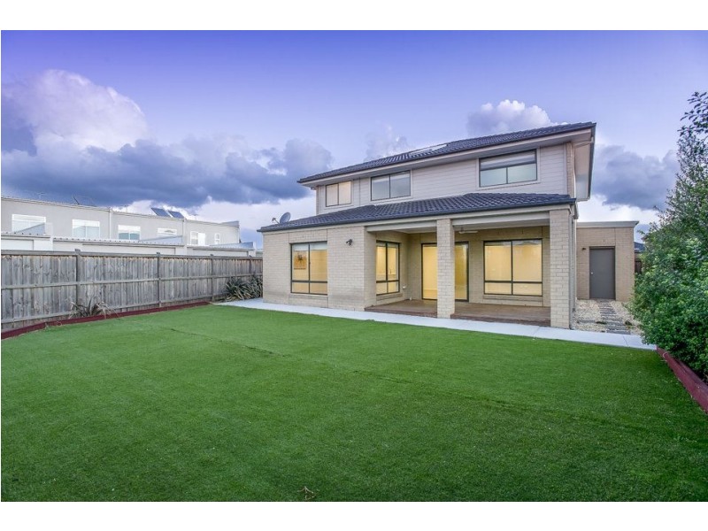 4 Lomandra Street, Point Cook VIC 3030