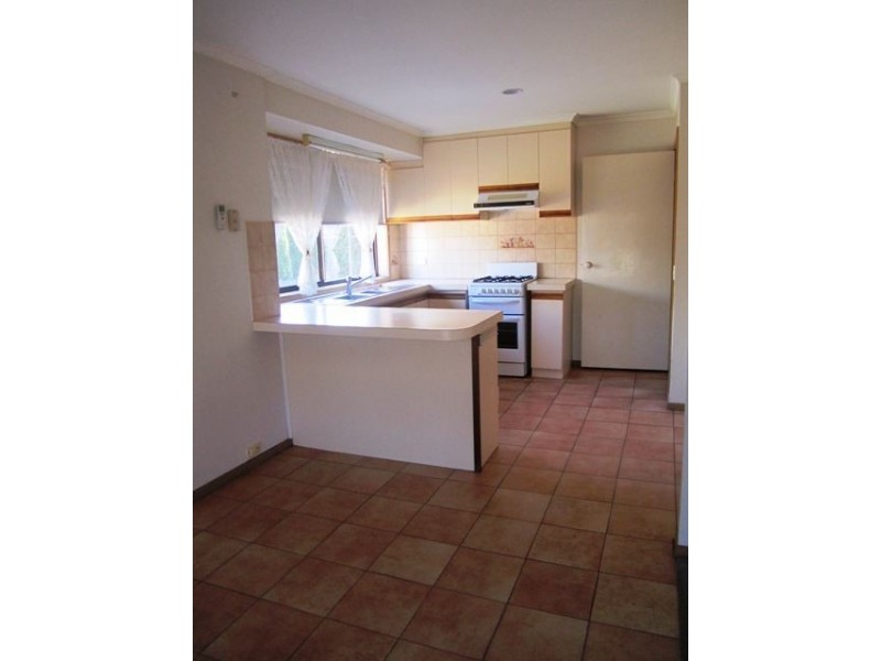 2 Malvern Close, Werribee VIC 3030