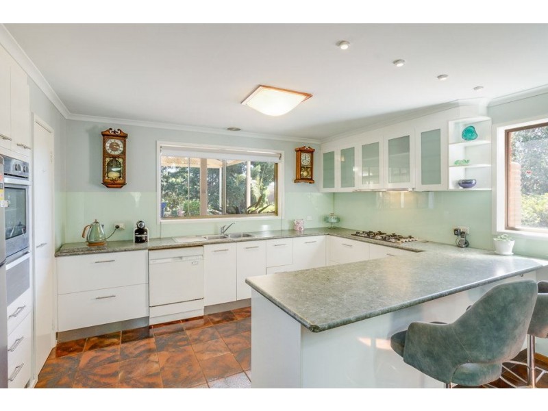 16 Crofton Court, Hoppers Crossing VIC 3029