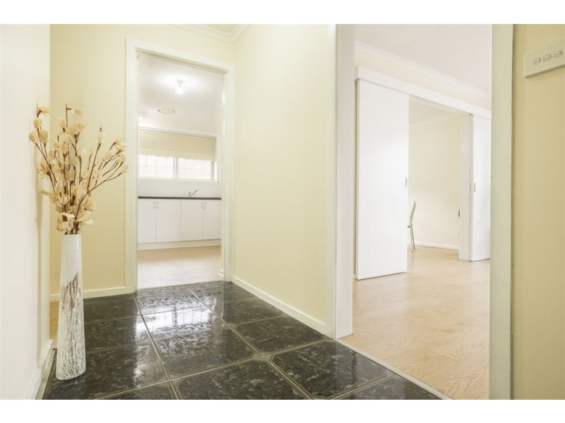 1/15 Egret Court, Werribee VIC 3030