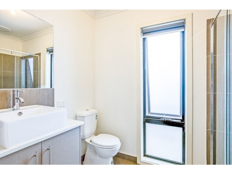 15 Manning Circuit, Tarneit VIC 3029