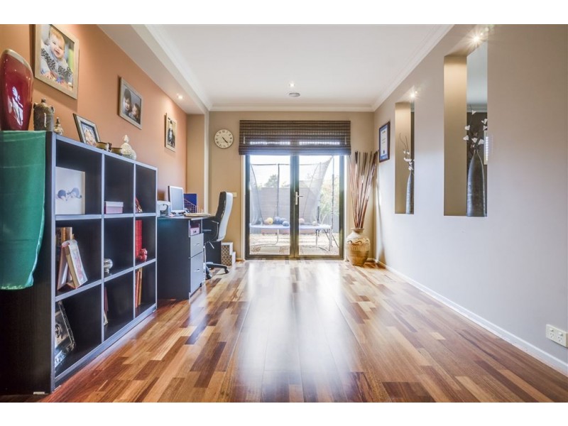 7 Omeo Terrace, Wyndham Vale VIC 3024