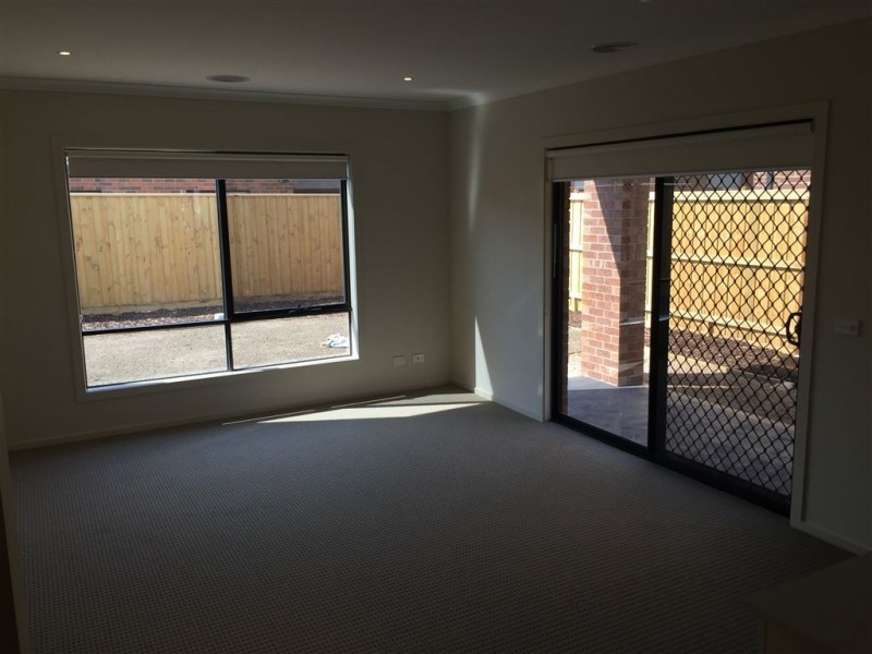 22 Quadrant Approach, Williams Landing VIC 3027