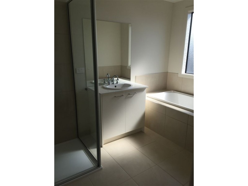 22 Quadrant Approach, Williams Landing VIC 3027