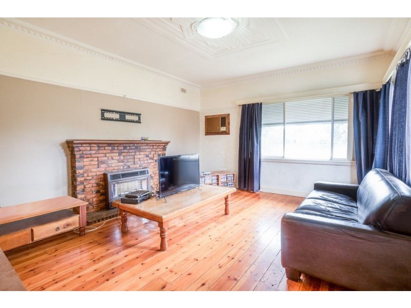 14 Tarneit Road, Werribee VIC 3030