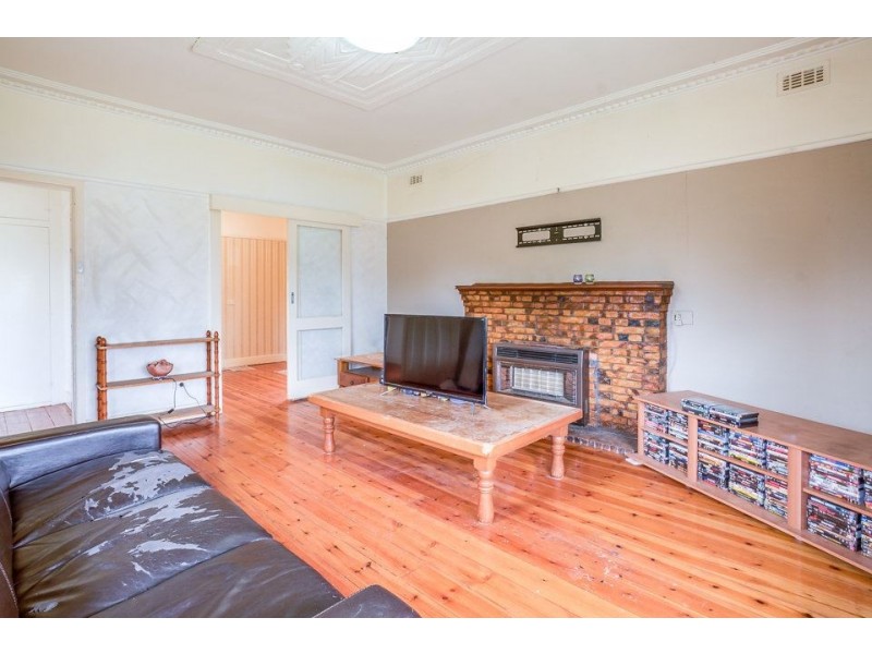 14 Tarneit Road, Werribee VIC 3030