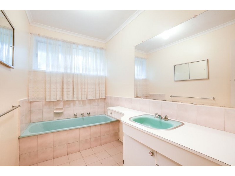 11 Baden Drive, Hoppers Crossing VIC 3029