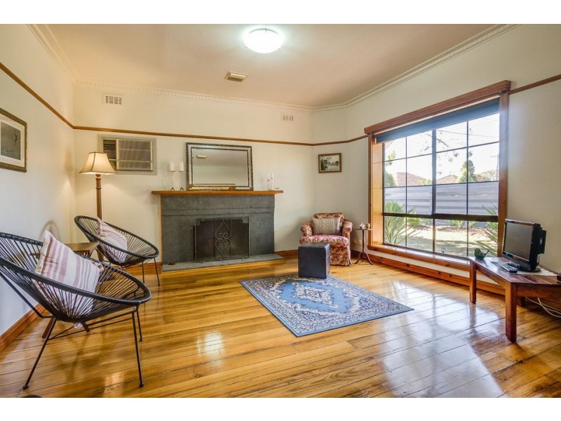 25 Mary Avenue, Werribee VIC 3030