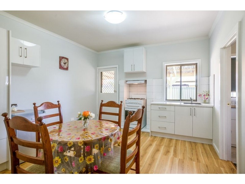 25 Mary Avenue, Werribee VIC 3030