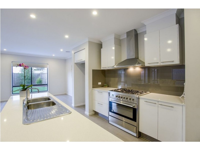 4. Lomandra Street, Point Cook VIC 3030