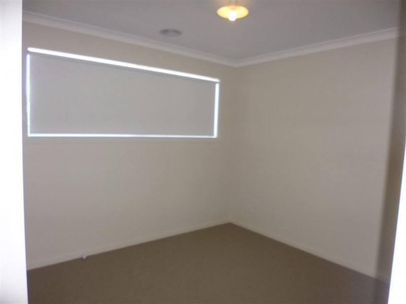 19 Ixora Crescent, Wyndham Vale VIC 3024