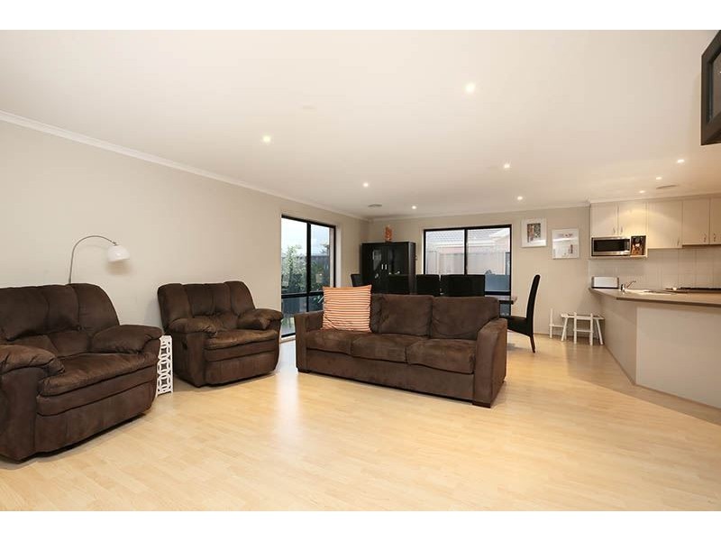 9 Eucumbene Road, Wyndham Vale VIC 3024