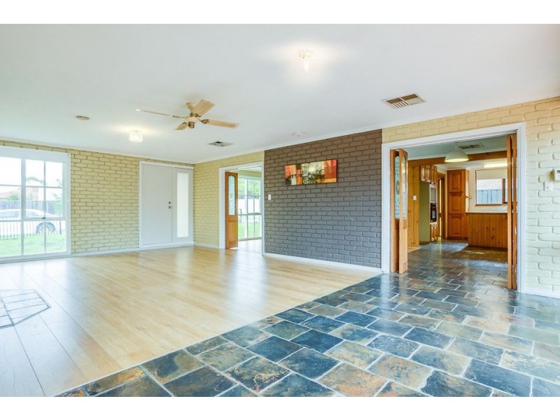 1/46 Buckingham Street, Sydenham VIC 3037