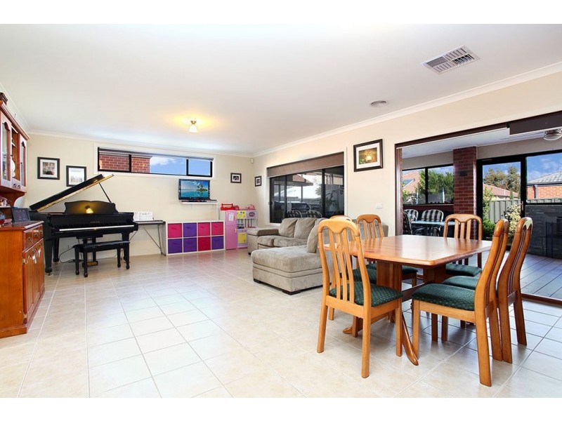 16 Lindeman Street, Tarneit VIC 3029