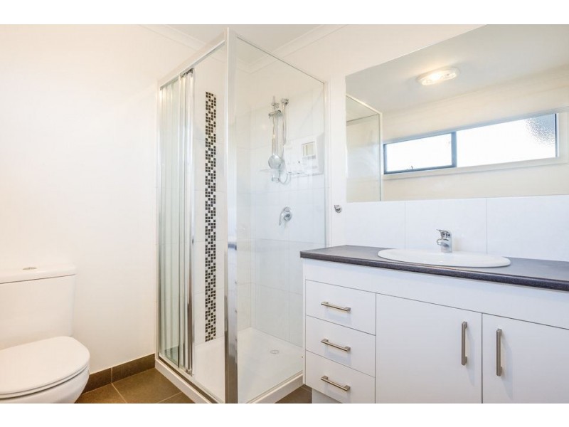 .4 Acton Place, Wyndham Vale VIC 3024
