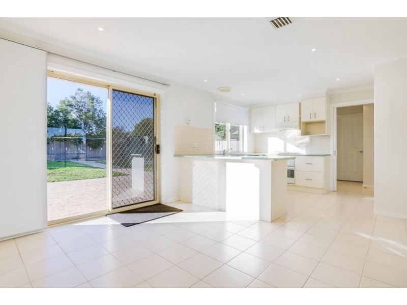 6 Zebra Finch Court, Hoppers Crossing VIC 3029