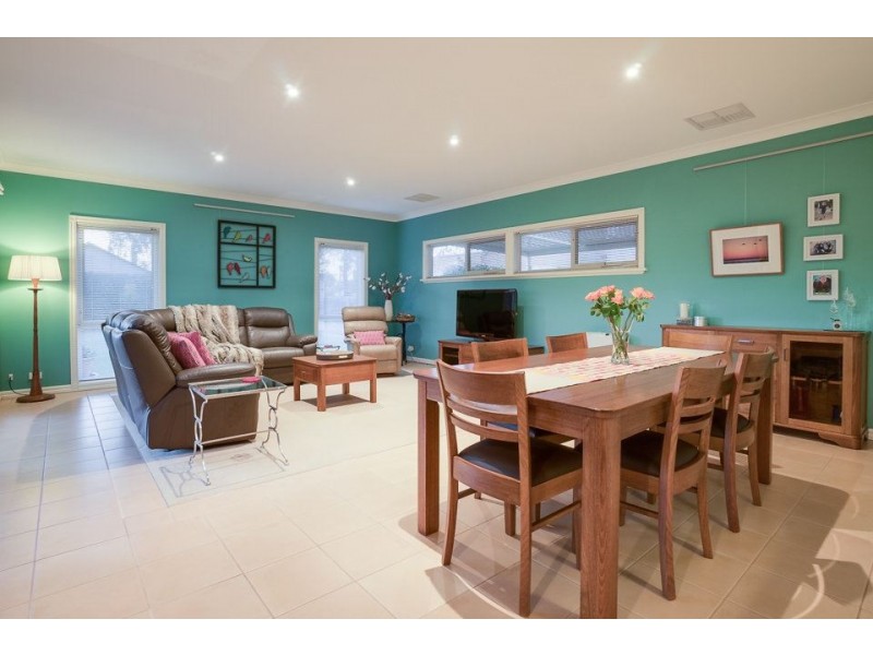 11 Meek Street, Werribee VIC 3030