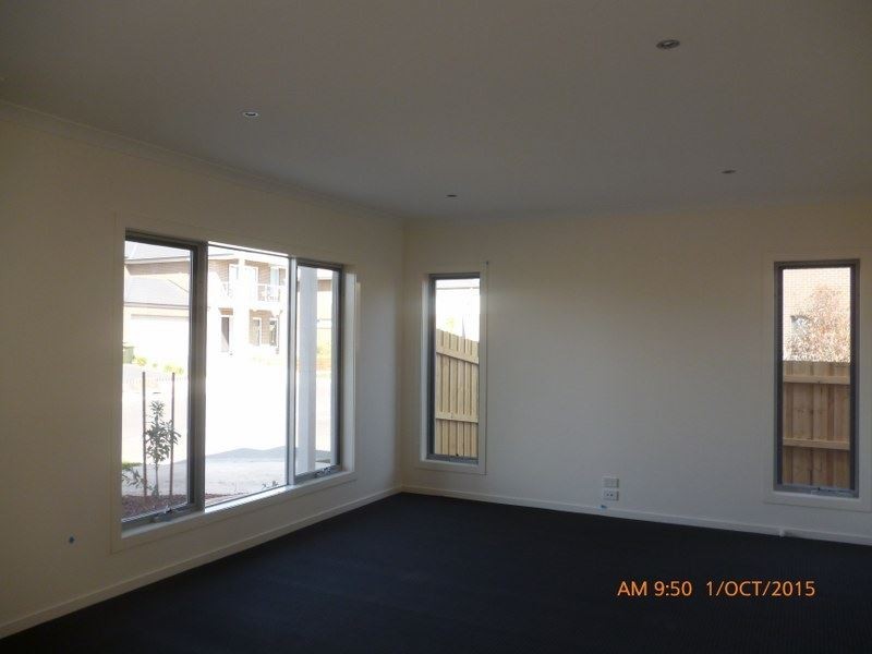 31 Maddock Street, Point Cook VIC 3030