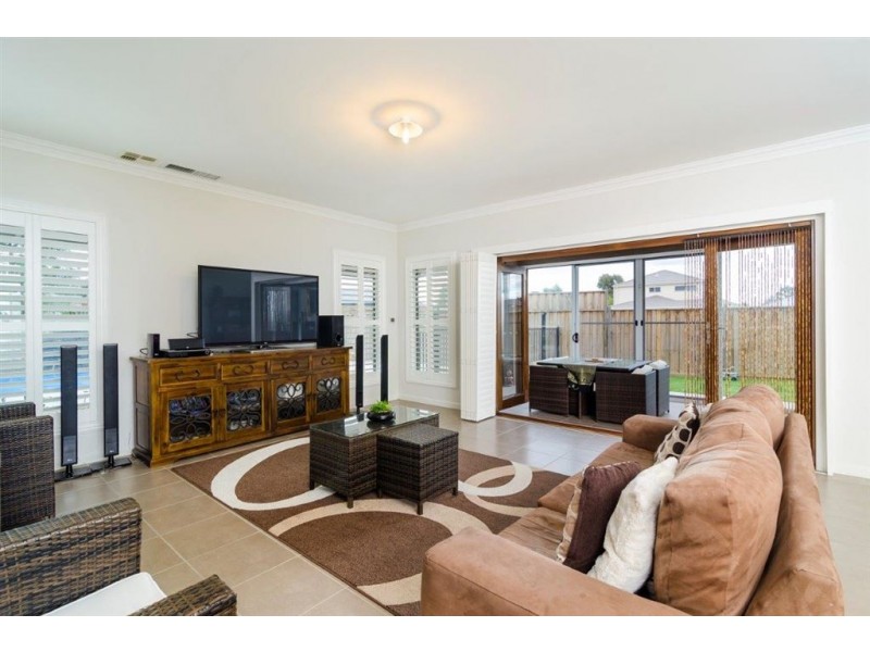 .7 Sutherland Court, Tarneit VIC 3029