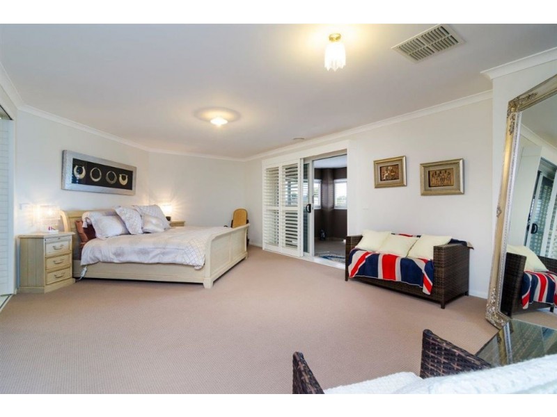 .7 Sutherland Court, Tarneit VIC 3029