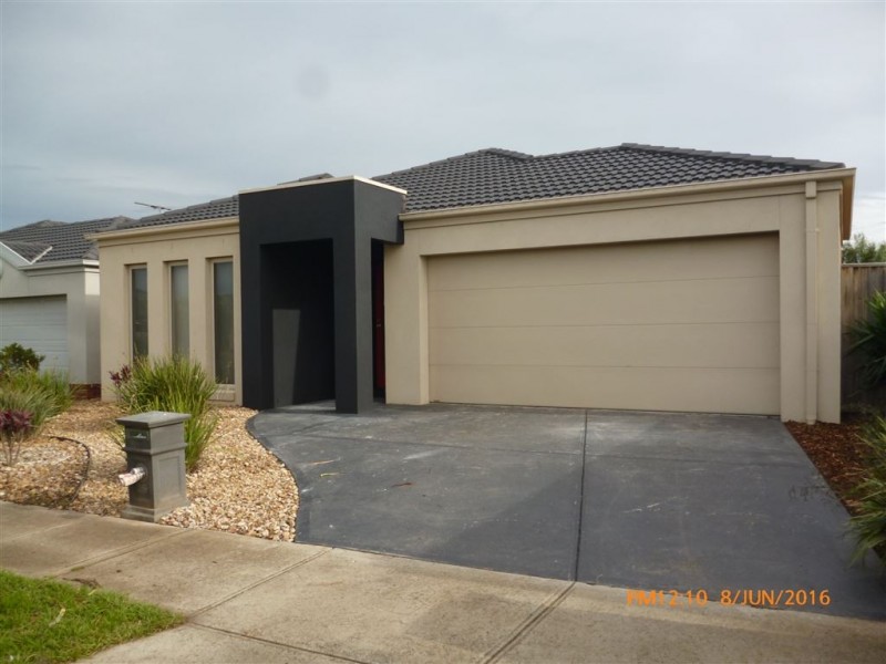 39 Windrest Way, Point Cook VIC 3030