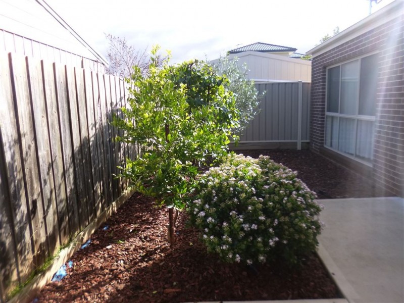 2/58 Wyndham Street, Werribee VIC 3030