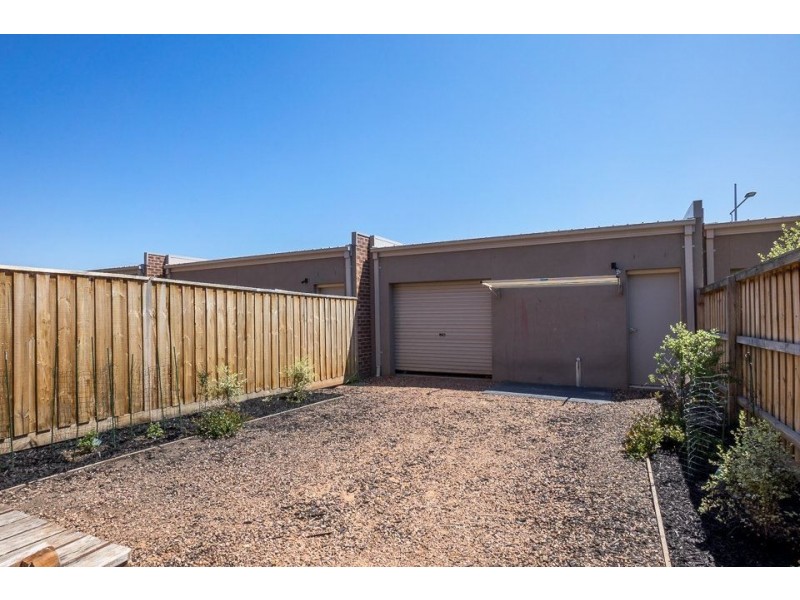 30 Scrubwren Drive, Williams Landing VIC 3027
