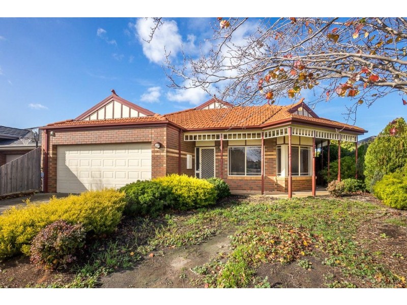 8 Simon Court, Werribee VIC 3030