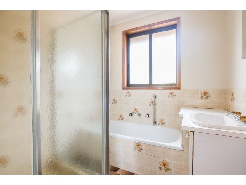 2/87 Duncans Road, Werribee VIC 3030