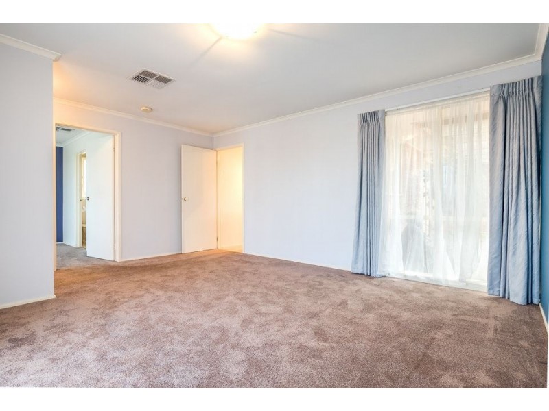 6 Chigwell Court, Hoppers Crossing VIC 3029