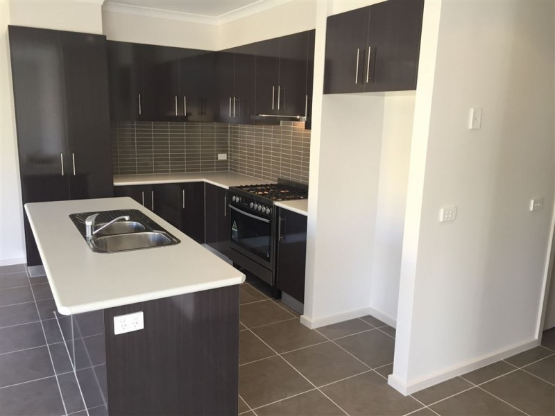 12A Ballan Road, Werribee VIC 3030