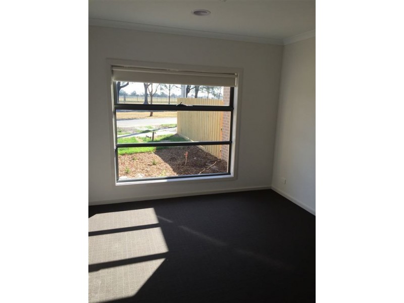 12A Ballan Road, Werribee VIC 3030