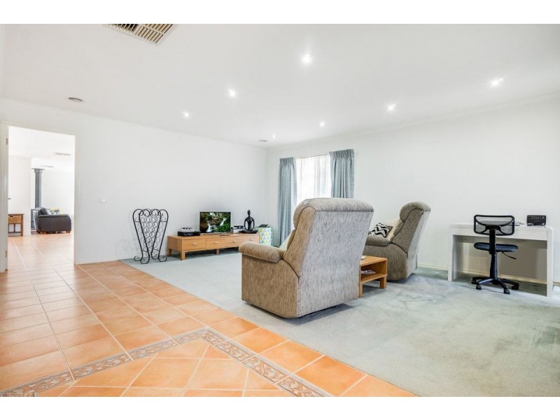 11 Fifeshire Drive, Hoppers Crossing VIC 3029