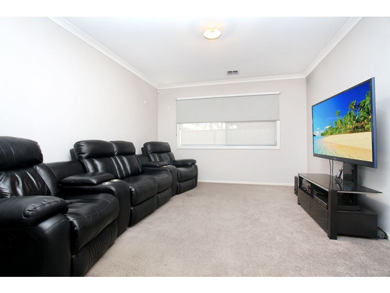 4 Flax Court, Werribee VIC 3030