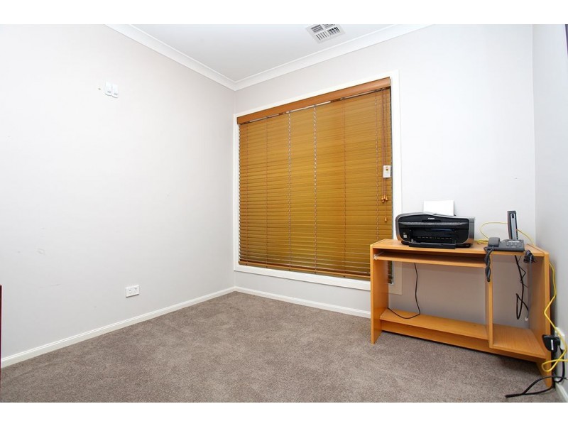 4 Flax Court, Werribee VIC 3030