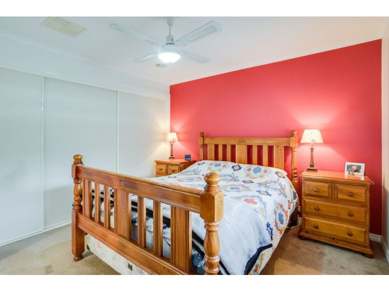 17 Karinya close, Werribee VIC 3030