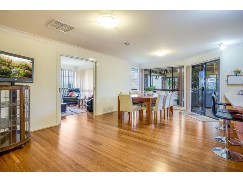 6 Alexandria Way, Werribee VIC 3030