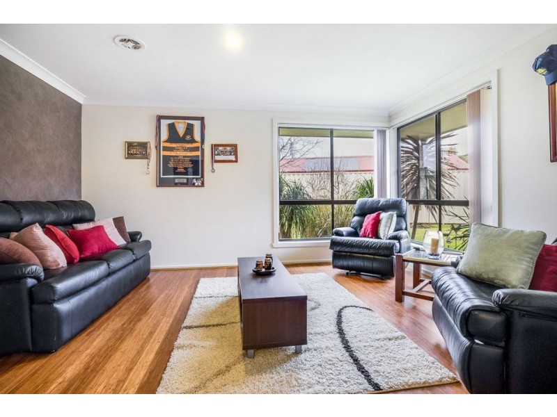 6 Alexandria Way, Werribee VIC 3030