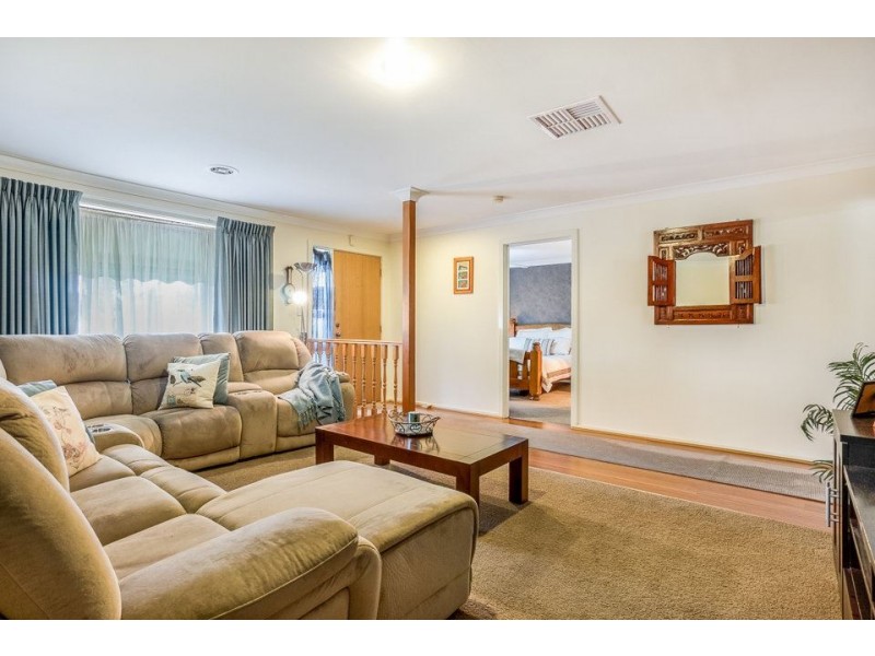 6 Alexandria Way, Werribee VIC 3030