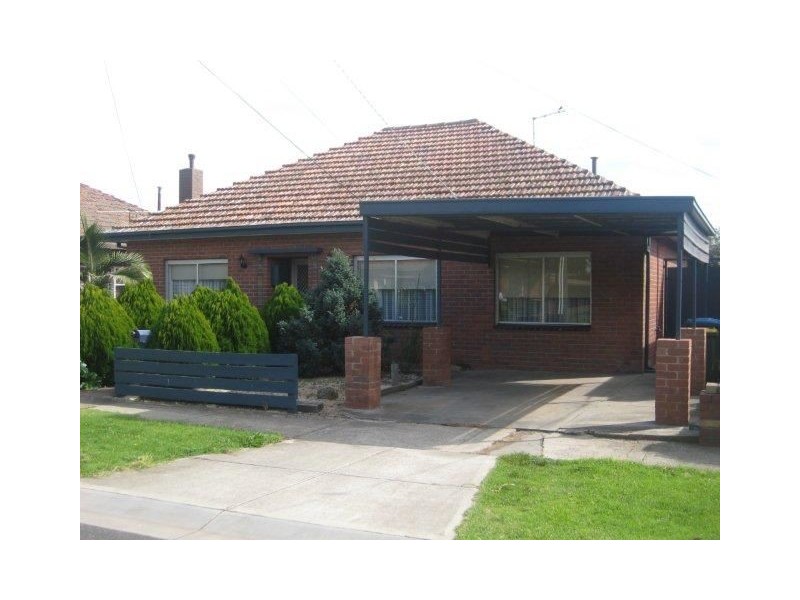 19 Mary Avenue, Werribee VIC 3030