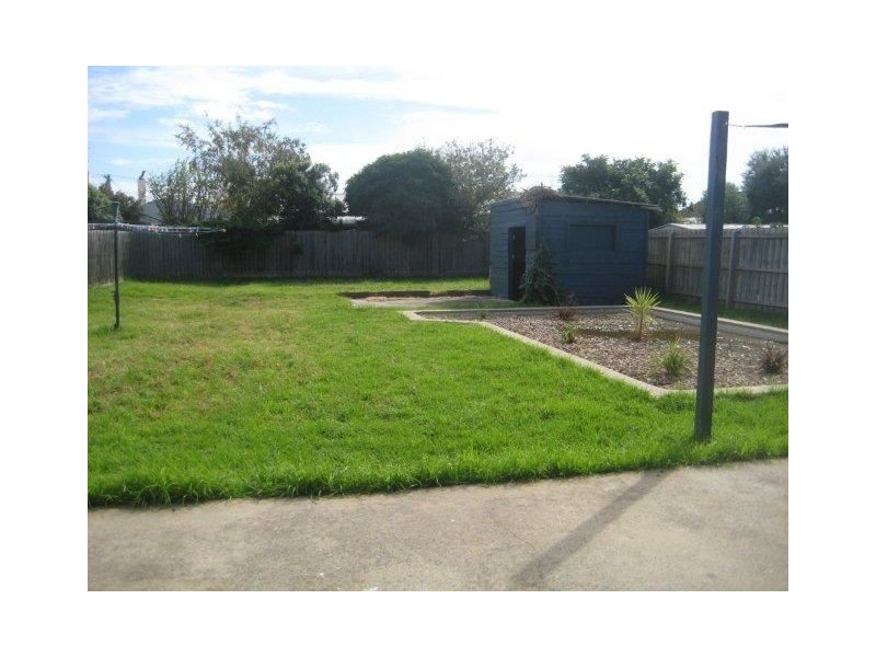 19 Mary Avenue, Werribee VIC 3030