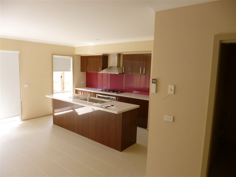 20 Scrubwren Drive, Williams Landing VIC 3027