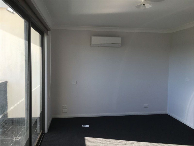 31 Exploration Avenue, Werribee VIC 3030