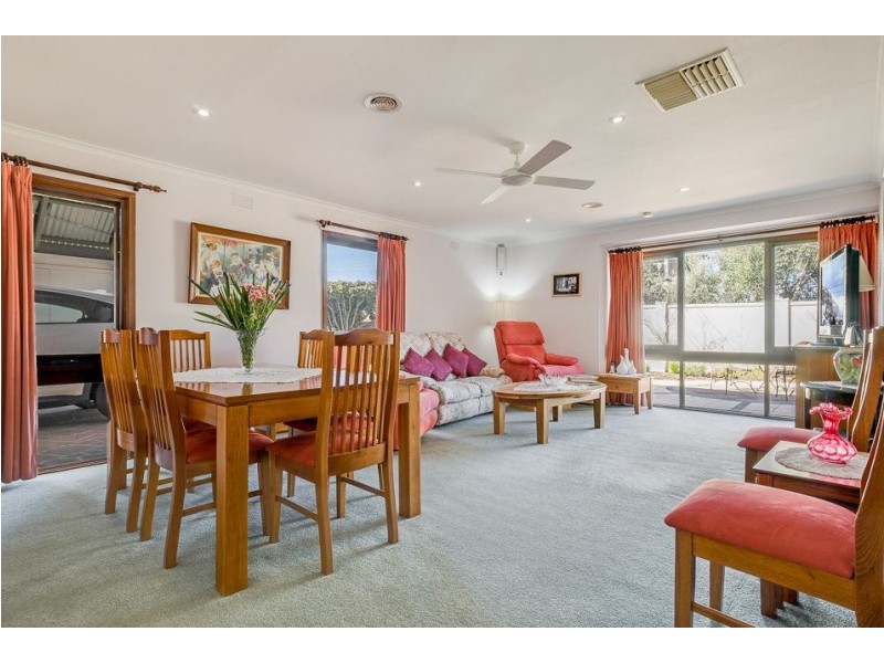 10 Doolan Street, Werribee VIC 3030