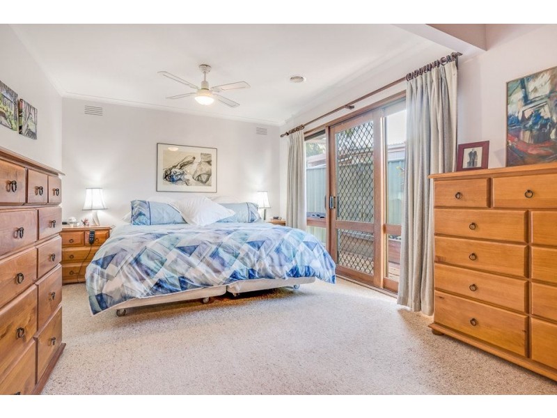 10 Doolan Street, Werribee VIC 3030