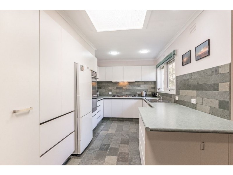 10 Doolan Street, Werribee VIC 3030