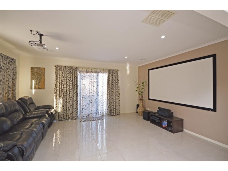 54 Lamington Drive, Tarneit VIC 3029