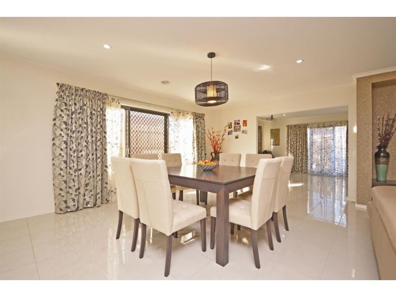 54 Lamington Drive, Tarneit VIC 3029