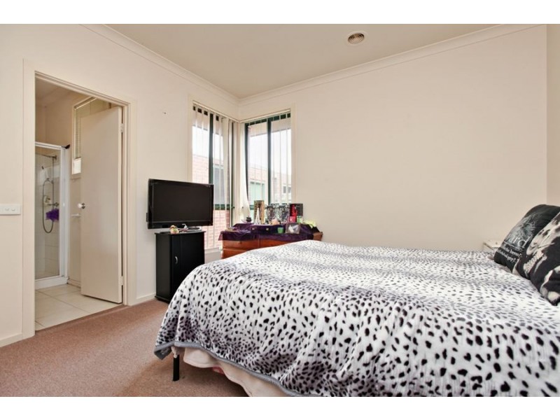 29/260 Shaws Road, Werribee VIC 3030