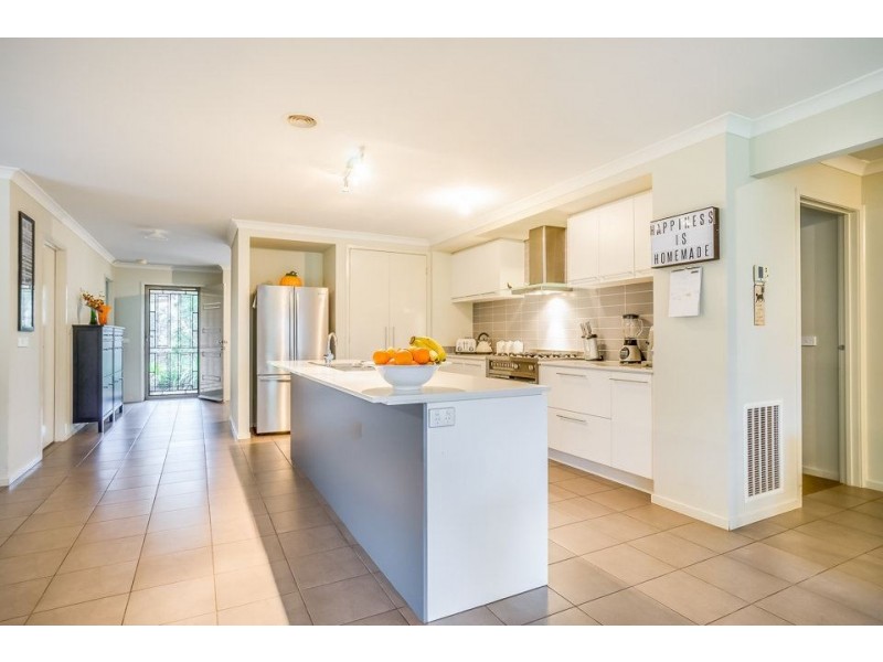 12 Moonlight Place, Tarneit VIC 3029